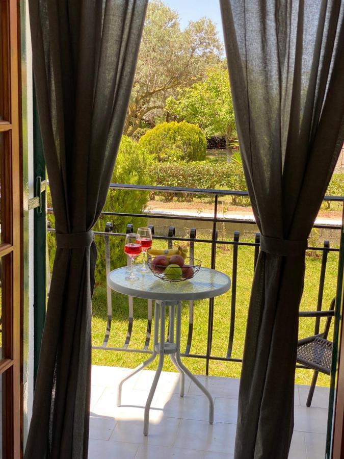 Lemon Tree Apartments B C Argostoli  Exterior photo